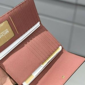 Michael Kors Bags - MICHAEL KORS JET SET LEATHER LG TRIFOLD WALLET Michael Kors Bags - MICHAEL KORS JET SET LEATHER LG TRIFOLD WALLET